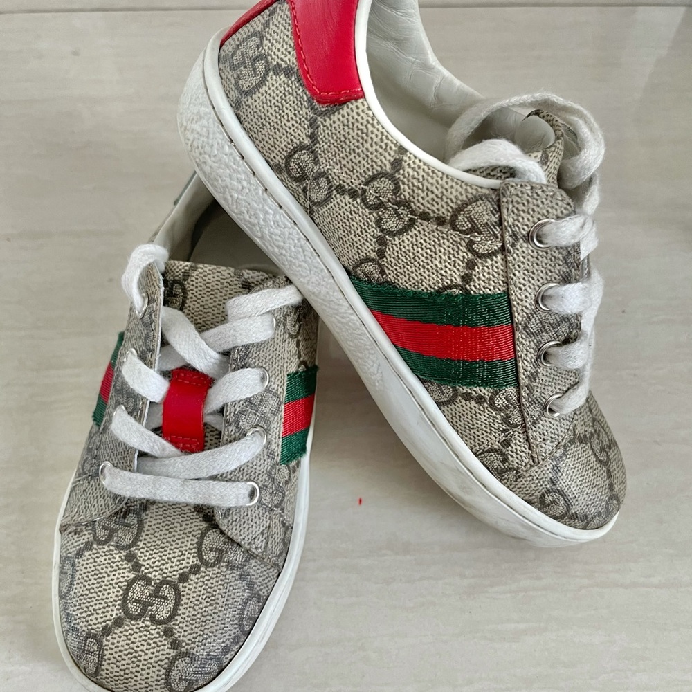 Gucci sneakers